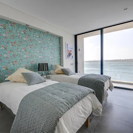 Arade Riverside Modern * Estombar