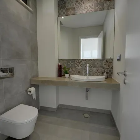 Arade Riverside Modern *