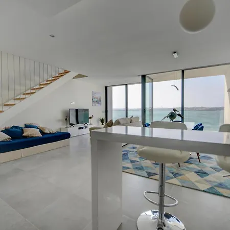 Arade Riverside Modern Apartment