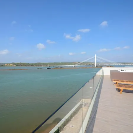 Apartment Arade Riverside Modern Estombar